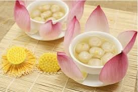 Lotus seed and Longan sweet soup - ảnh 1